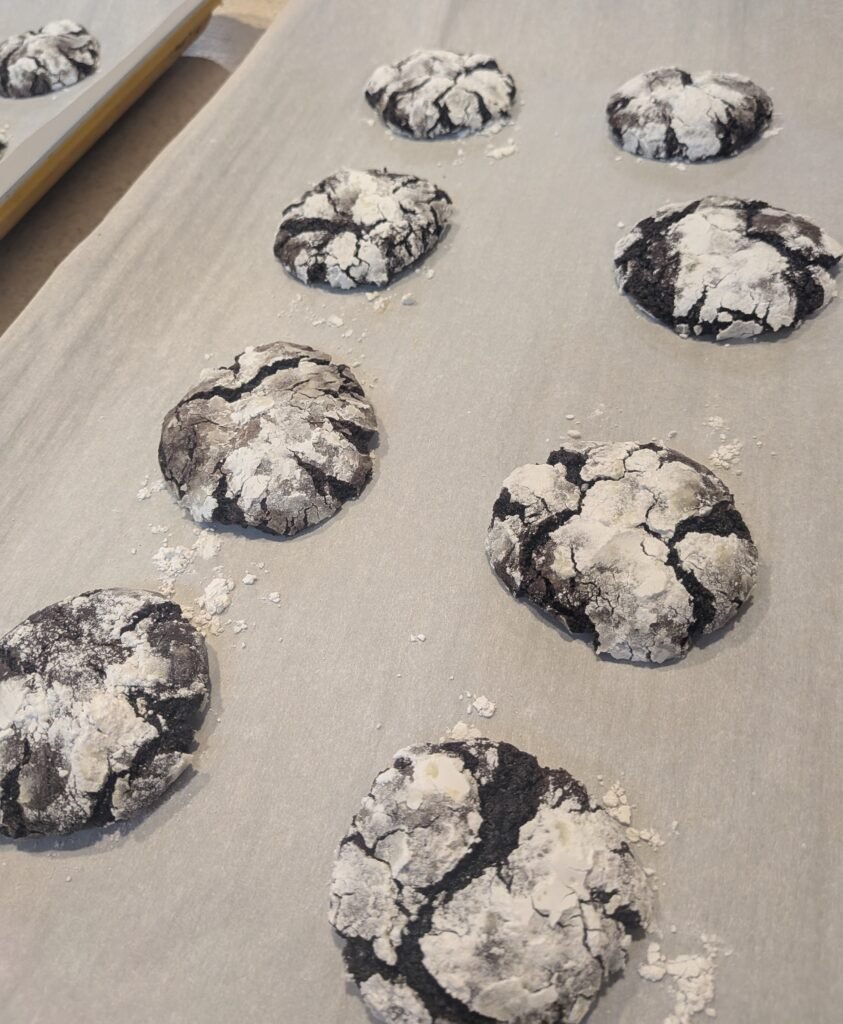 Sourdough discard chocolate crinkle cookies